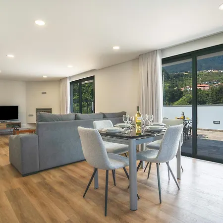 Lorenzo By Atlantic Holiday home